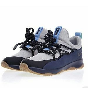 NWT Women's Nike Sneakers